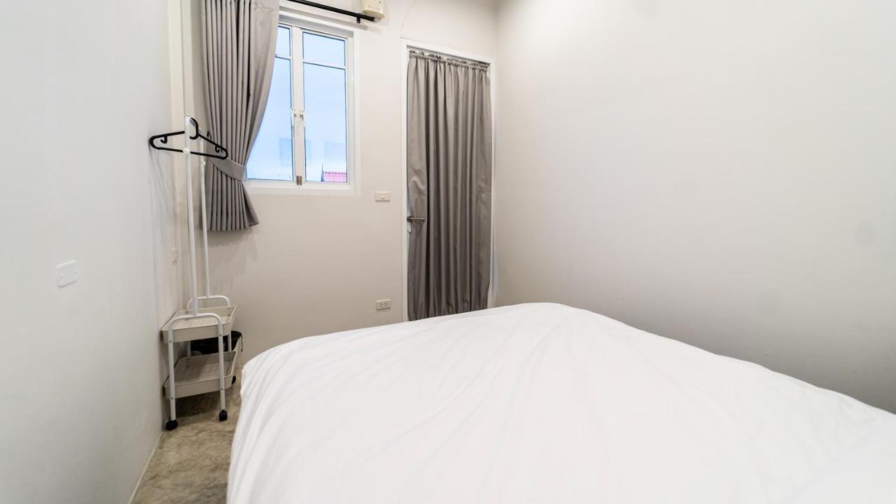 Pier 808 Hostel Bangkok Buitenkant foto