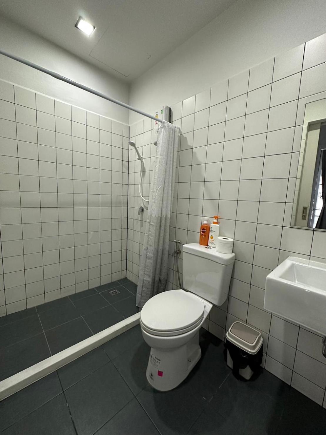 Pier 808 Hostel Bangkok Buitenkant foto